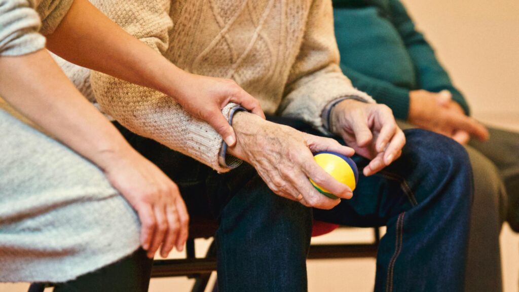 Best Independent Living for Seniors in Oregon - Embrace Age Prepared